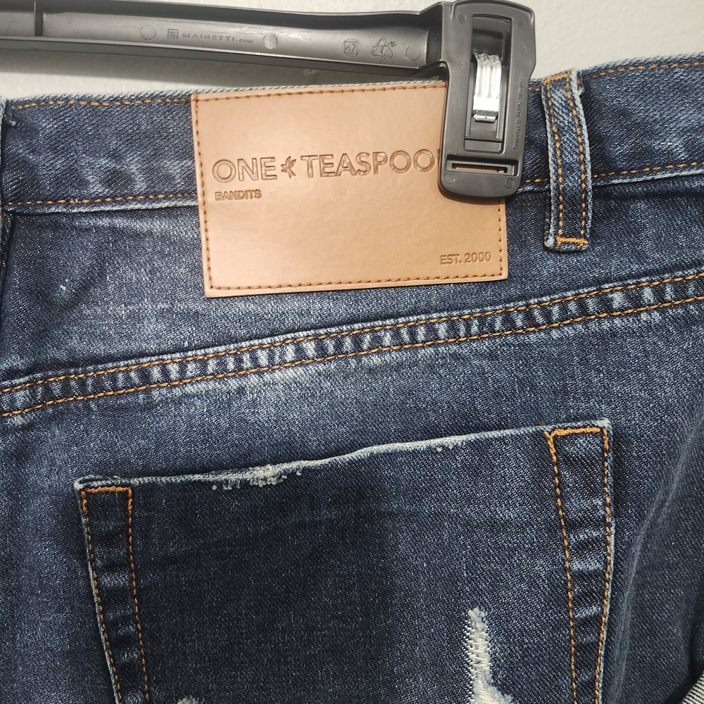 One Teaspoon Distressed Blue Jean Shorts Size 32 - Picture 6 of 8